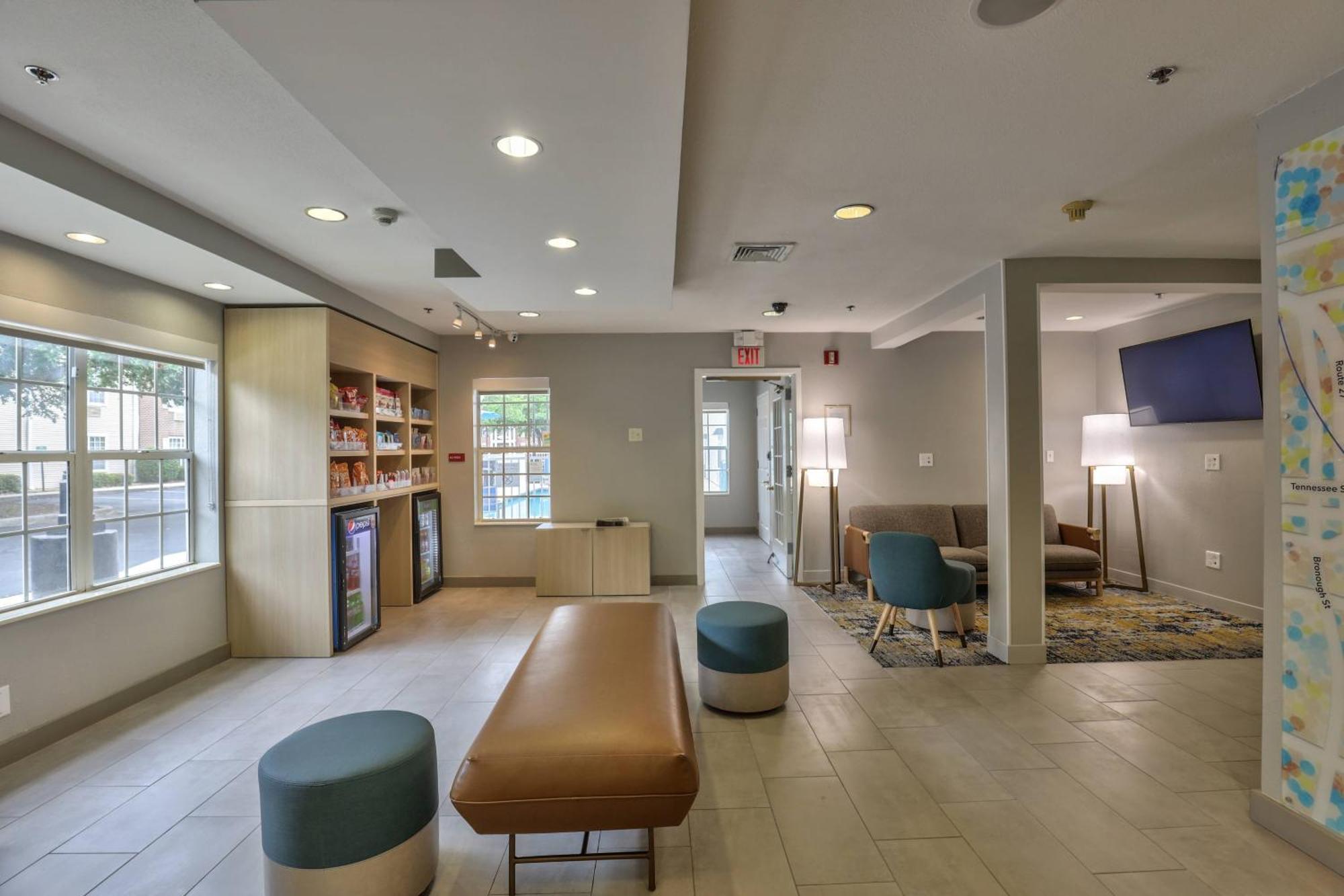 Alluxsuites At 1876, Ascend Hotel Collection Tallahassee Exterior photo